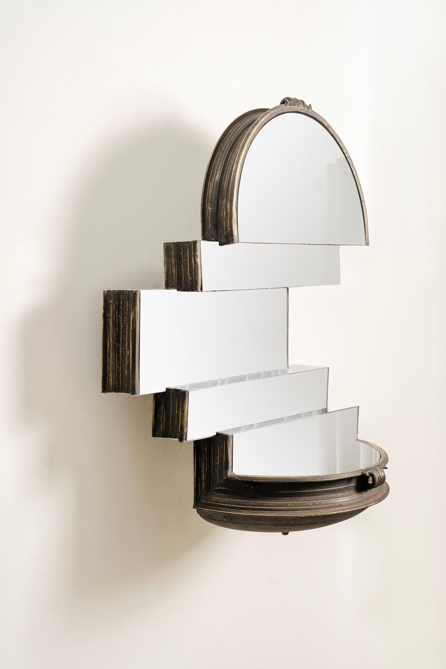 FRAGMENTED URLI MIRROR