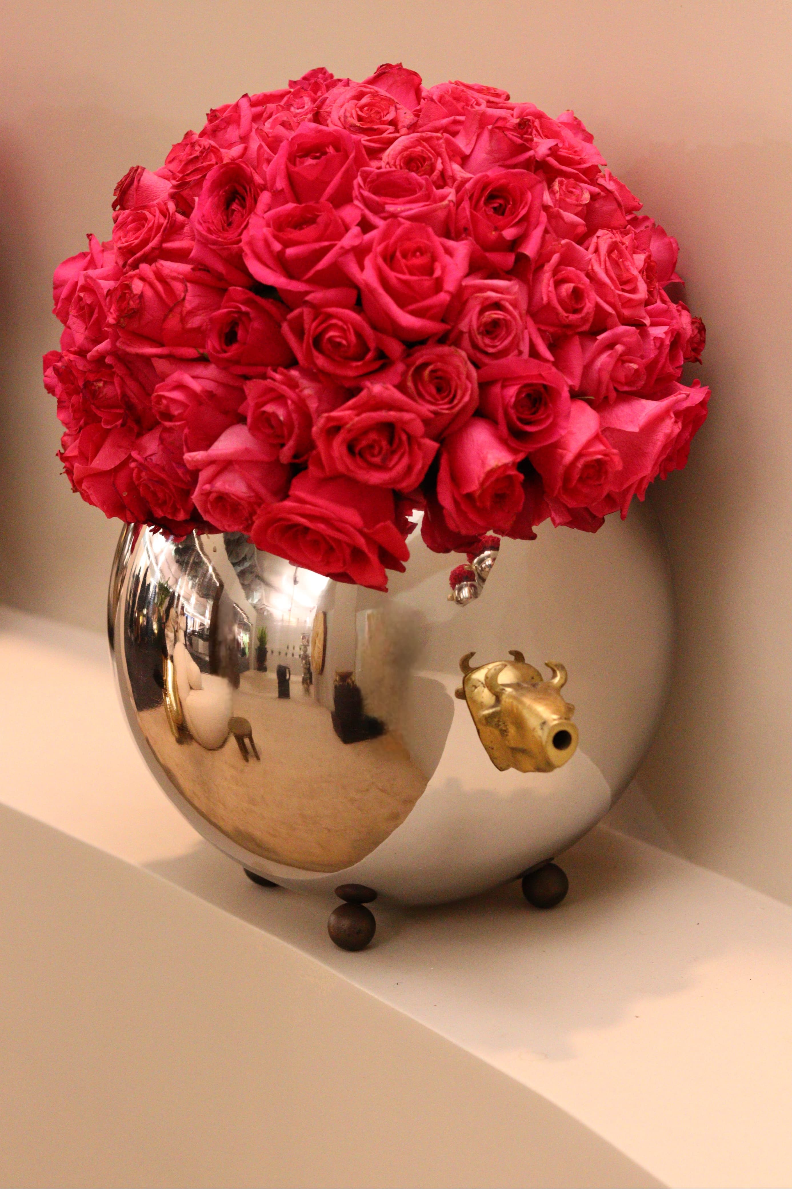 NANDI VASE – Ashiesh - Main Image