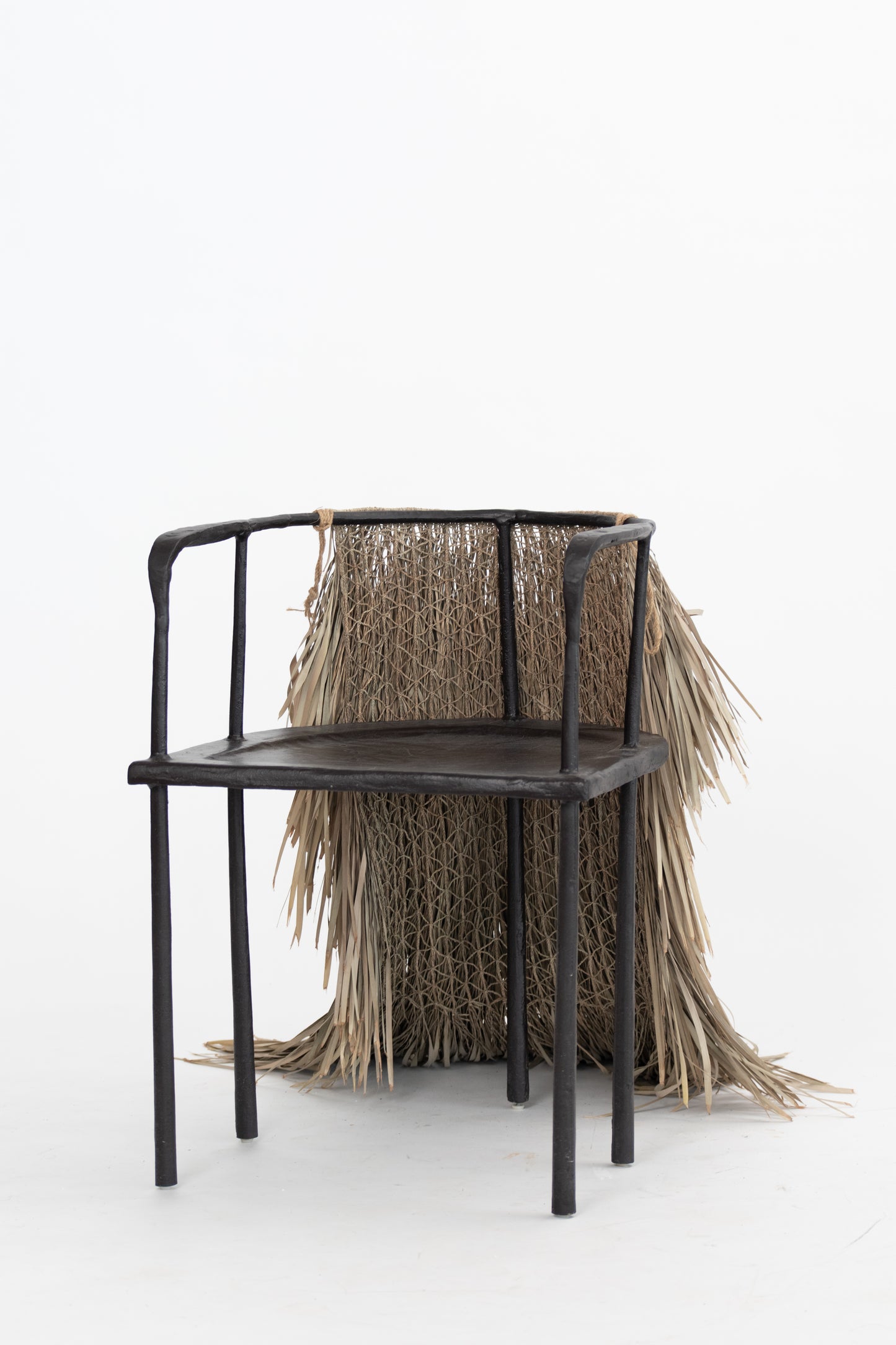 NAGA CHAIR
