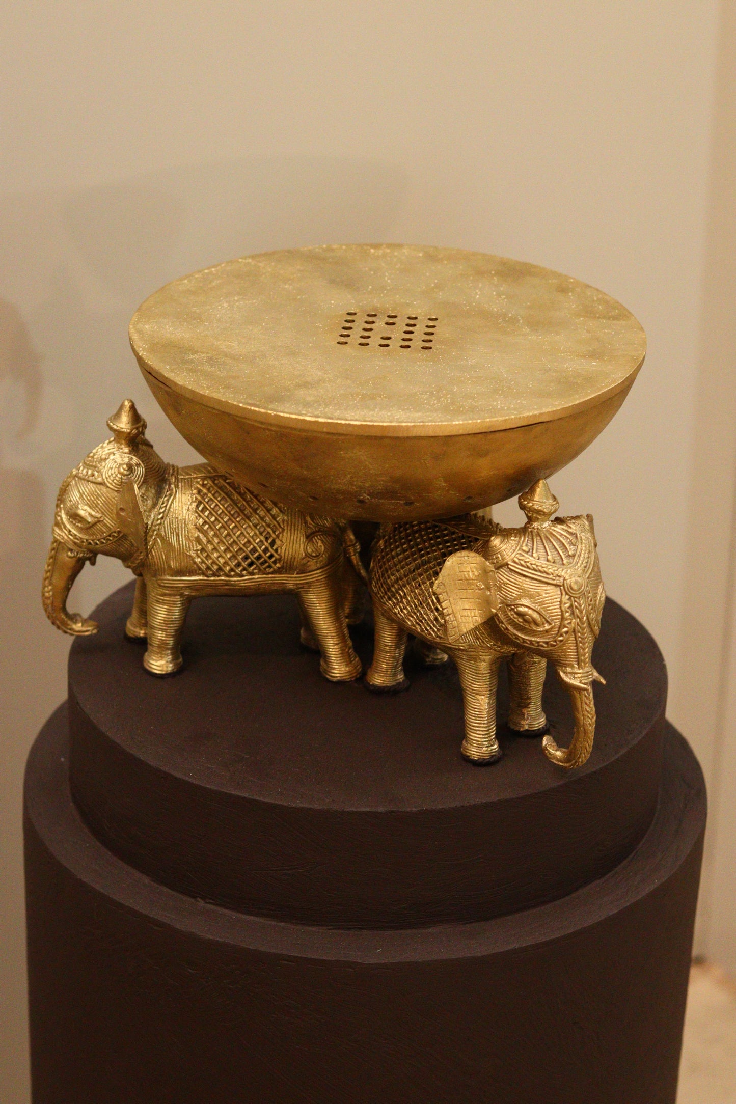DHOOP TABLE- ELEPHANT